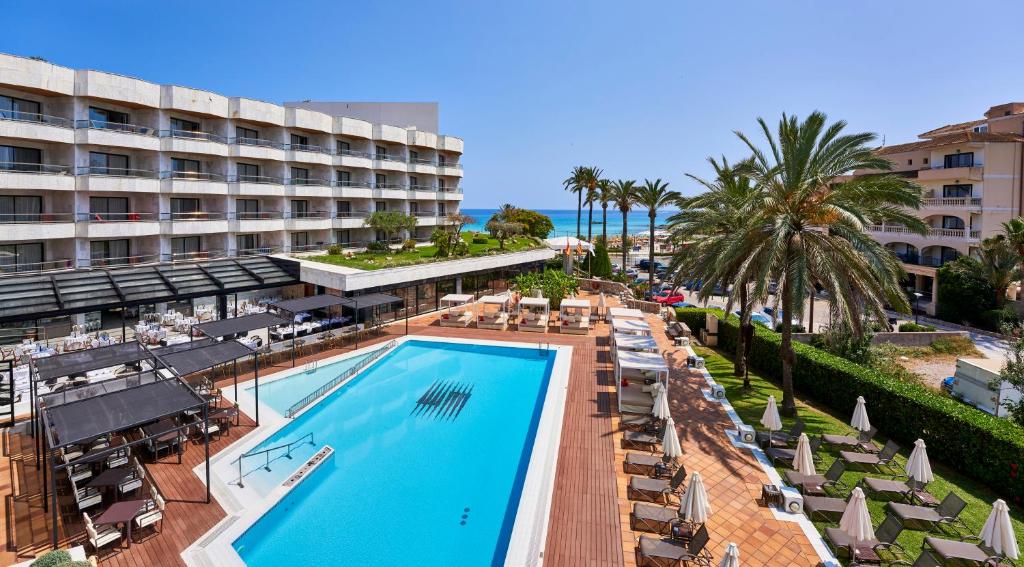 Hotel Serrano Palace en Cala Ratjada