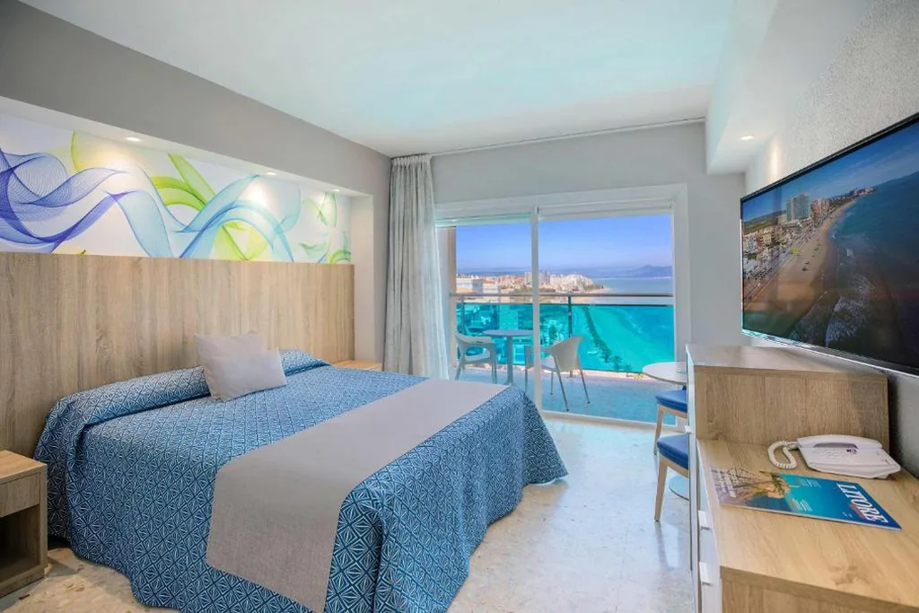 Camera Doppia (3 persone) — Hotel Servigroup Koral Beach 4 Sup