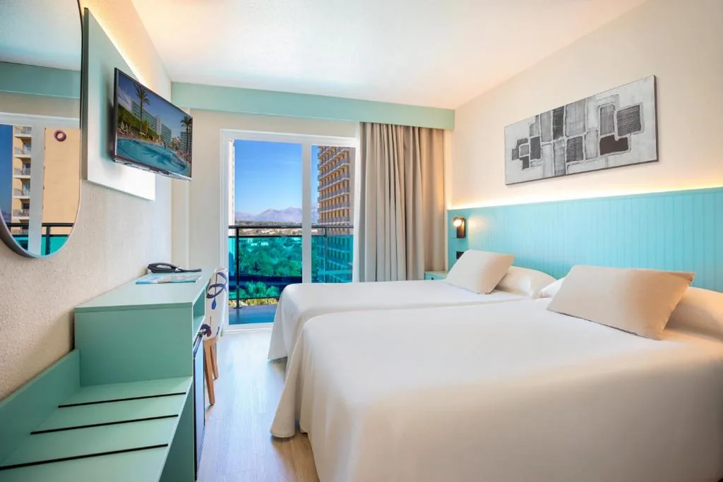 Doppelzimmer mit 2 Betten — Hotel Servigroup Venus