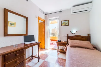 Hotel Sevilla — Foto 4