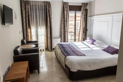 Hotel Sevilla — 写真 2