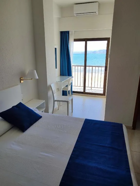 Doppelzimmer mit Meerblick – 1 oder 2 Betten — Hotel Sicania