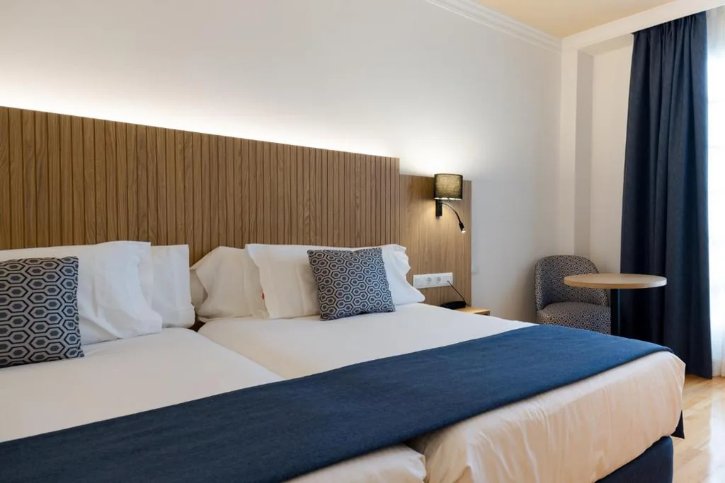 可使用水疗中心的双床间 — Hotel Silken Villa de Laguardia