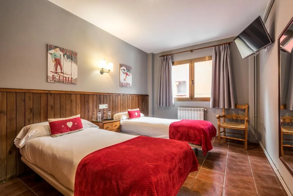 Doppelzimmer mit 2 Betten — Hotel SNÖ Beret