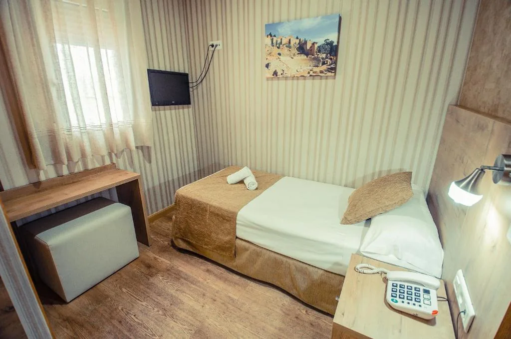 Quarto Individual — Hotel Solymar