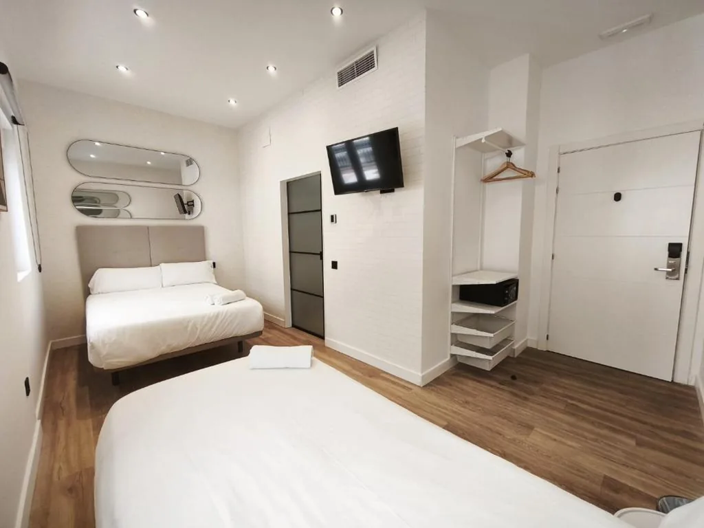 Dreibettzimmer — Hotel Somma