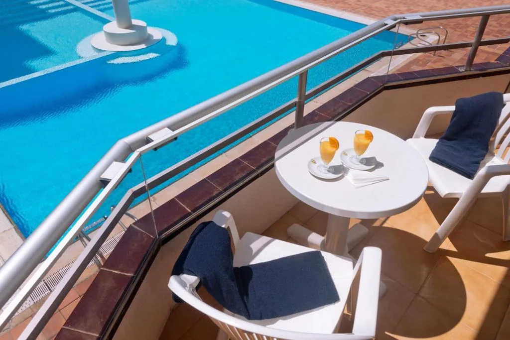 Camera doppia Standard (2 adulti) - 2 letti — Hotel Sorra Daurada Splash