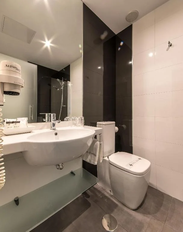 Double Room with Spa Access - 1 or 2 Beds — Hotel Spa Atlántico San Vicente do Mar