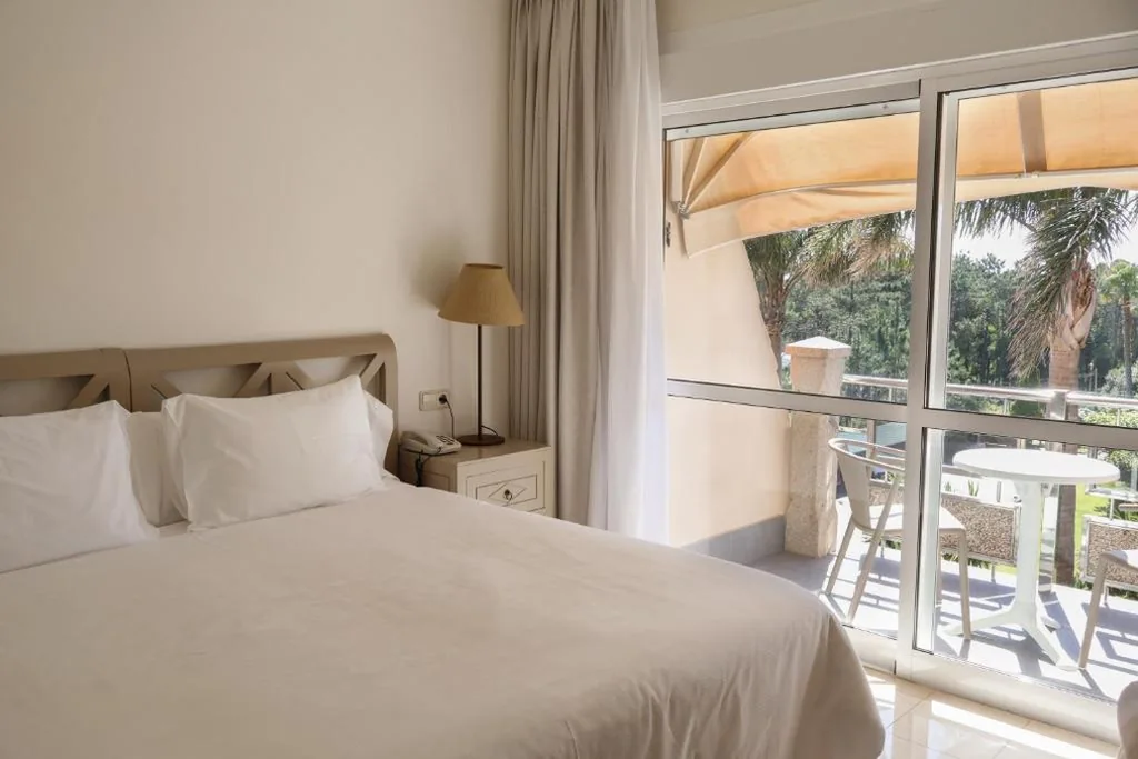 Double Room with Balcony - 1 or 2 Beds — Hotel Spa Atlántico San Vicente do Mar