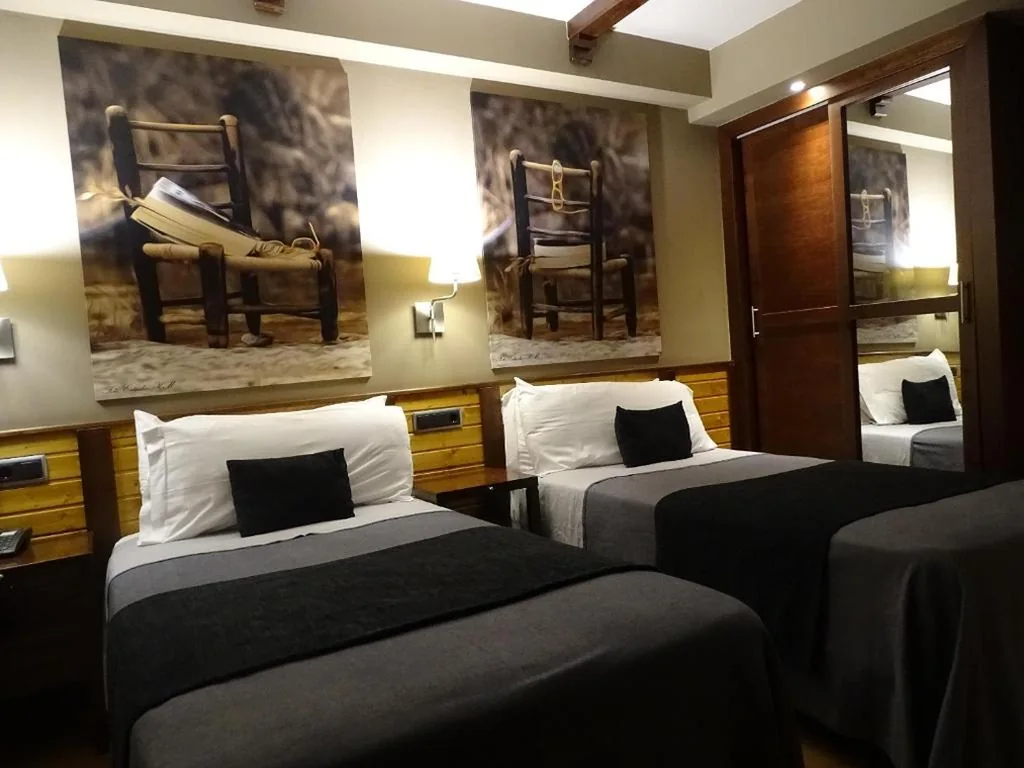 インテリア・ツインルーム — Hotel Spa Balfagon