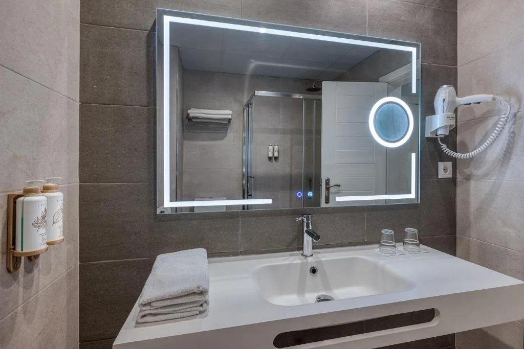 Habitación Doble — Hotel Spa Cádiz Plaza