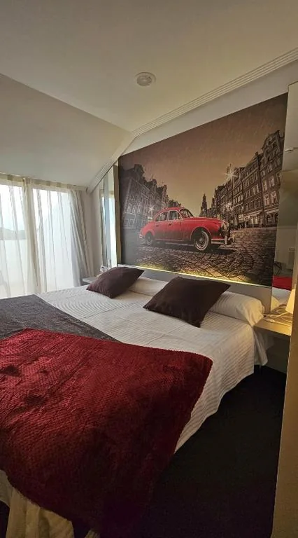 Quarto Familiar (2 adultos e 2 crianças) — Hotel Spa El Muelle de Suances