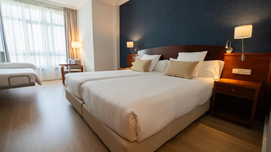 Habitación Triple (3 adultos) — Hotel Spa Galatea