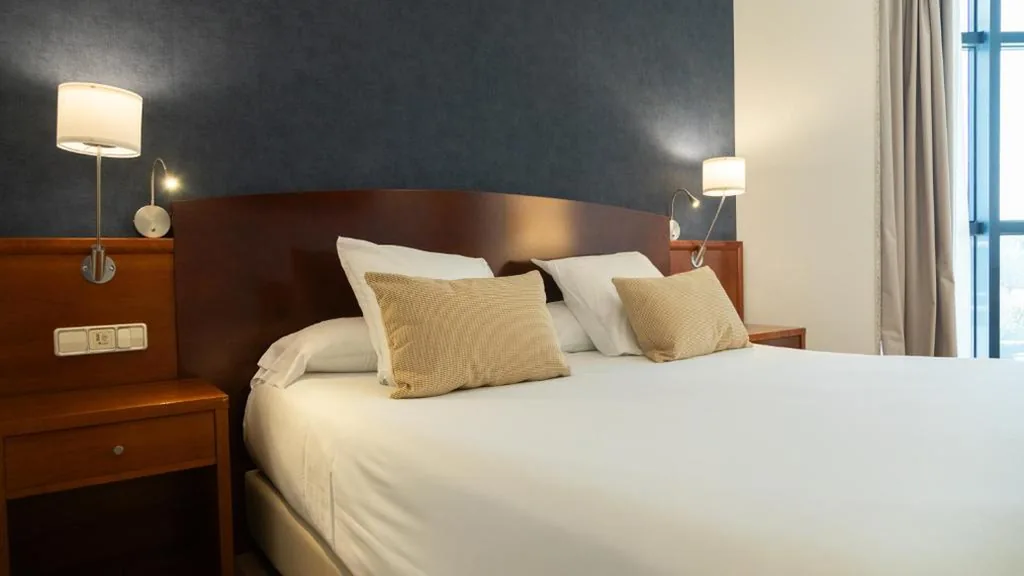Habitación Triple con acceso al spa (3 adultos) — Hotel Spa Galatea