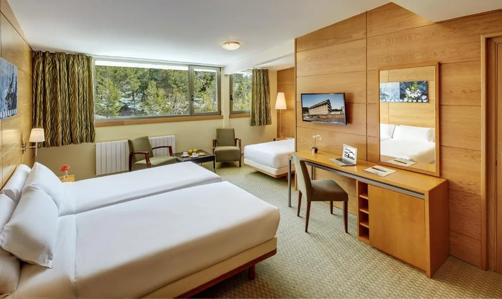 Habitación Cuádruple Confort — Hotel & Spa La Collada