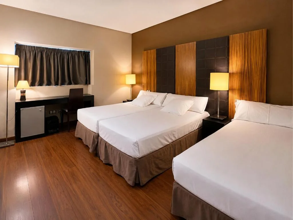 Habitación Triple — Hotel & Spa La Salve