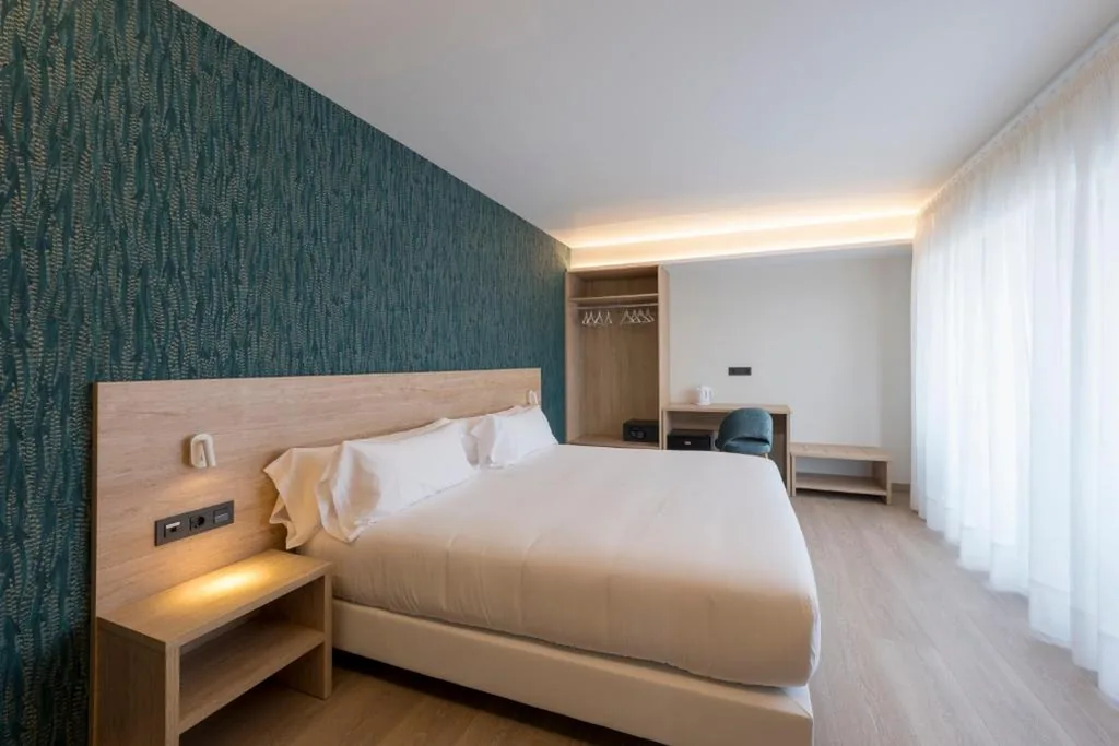 Habitación Triple Superior — Hotel Spa Meiga do Mar