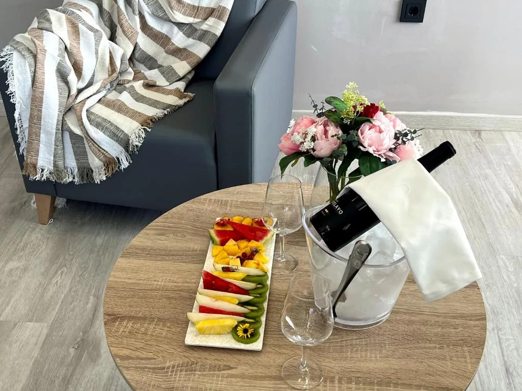 Suite Deluxe con bañera de hidromasaje — Hotel Spa Mirador