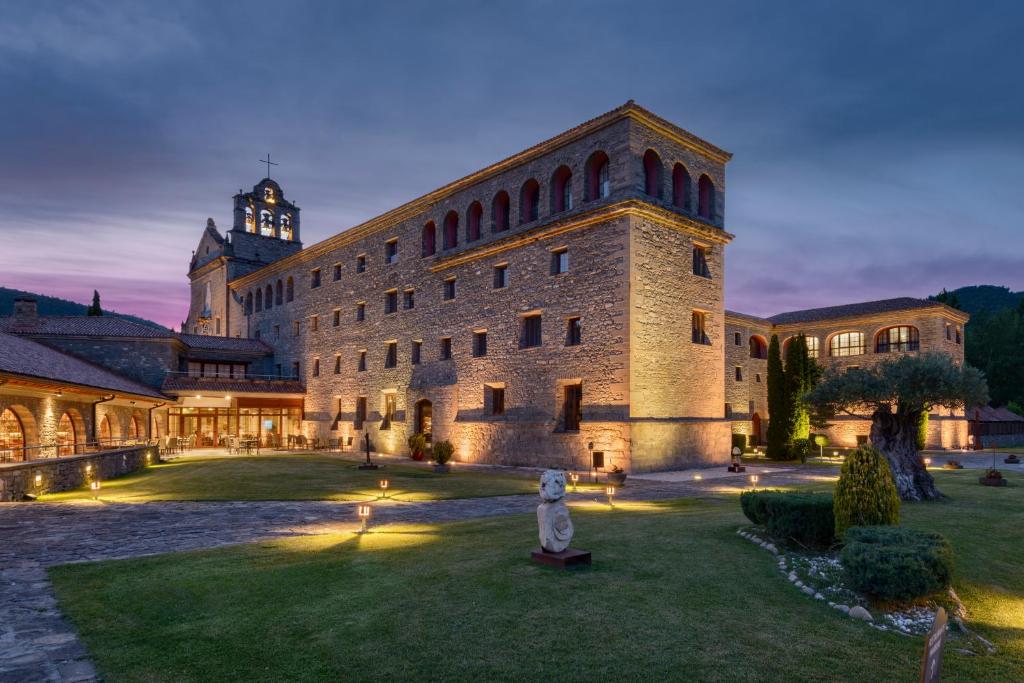 Hotel & Spa Monasterio de Boltaña