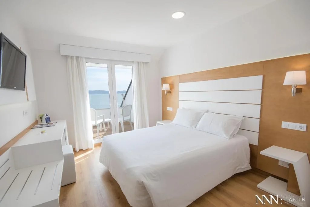 Camera doppia con vista mare e accesso alla spa - 1 o 2 letti — Hotel Spa Nanin Playa