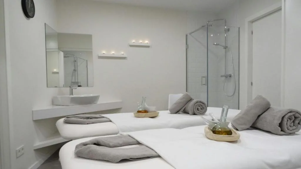 Junior Suite — Hotel Spa Odeón