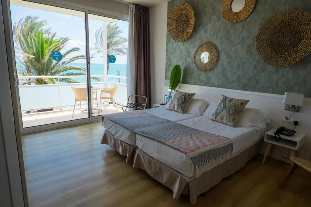 Habitación Doble con vistas al mar - 1 o 2 camas — Hotel Subur Maritim