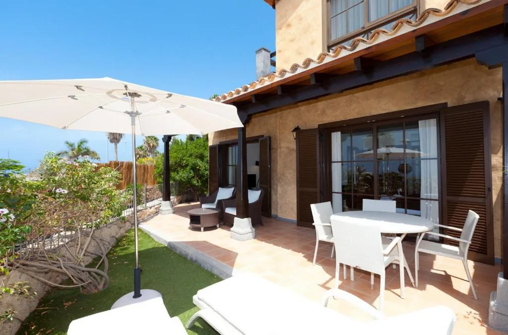 Villa con 2 camere da letto (2 adulti + 2 bambini) — Hotel Suite Villa Maria