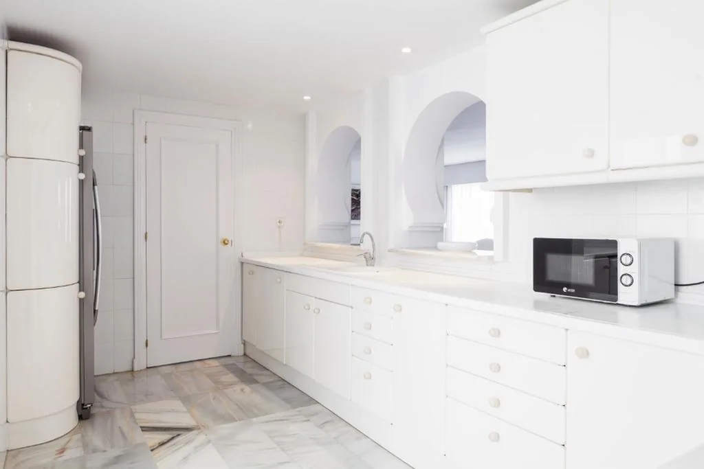 Apartment mit 2 Schlafzimmern (2 Erwachsene + 2 Kinder) — Hotel Suites Albayzin Del Mar