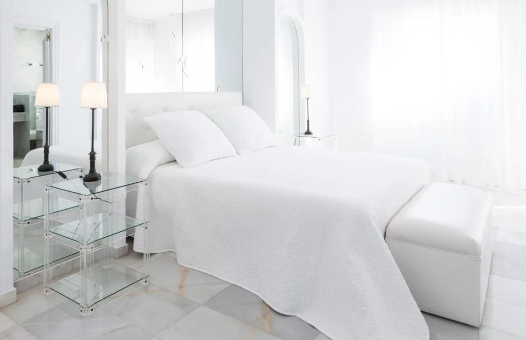Apartment mit 3 Schlafzimmern (2 Erwachsene + 3 Kinder) — Hotel Suites Albayzin Del Mar
