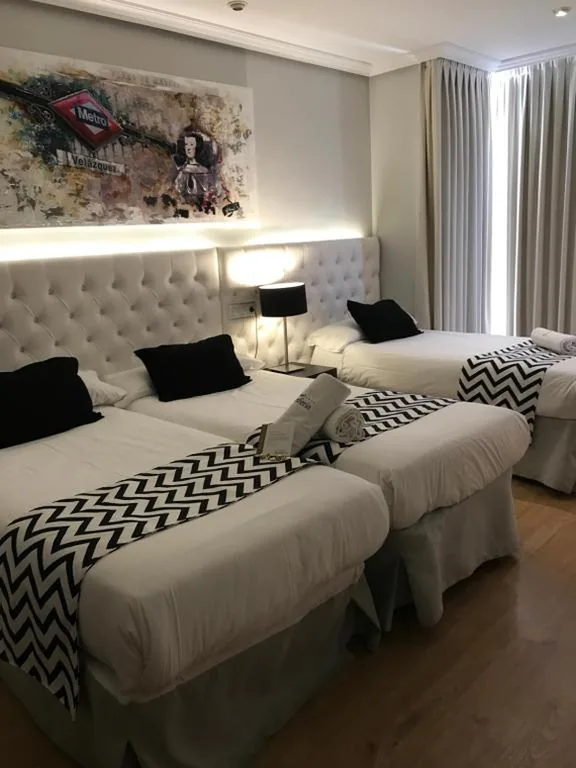 Habitación Triple Estándar — Hotel Suites Feria de Madrid