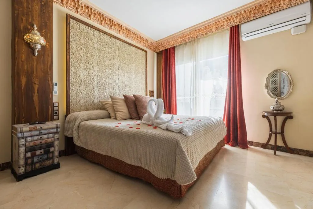 Suite con vasca idromassaggio — Hotel Sun Palace Albir & Spa