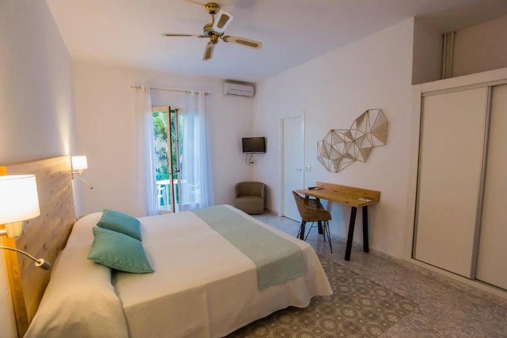 Quarto duplo com varanda - 1 ou 2 camas — Hotel Tagomago