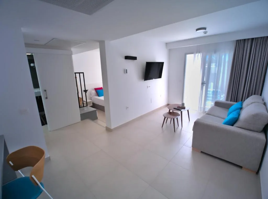 Suite Deluxe — Hotel Taimar