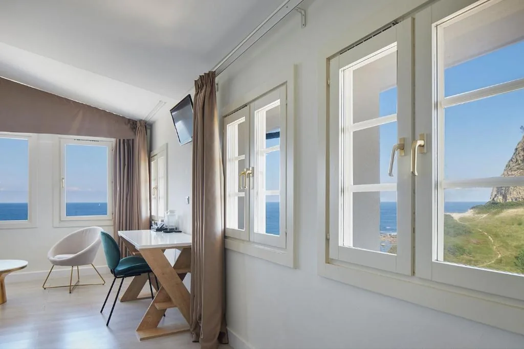 海の景色を望むスーペリアダブルルーム — Hotel & Talasoterapia Zelai