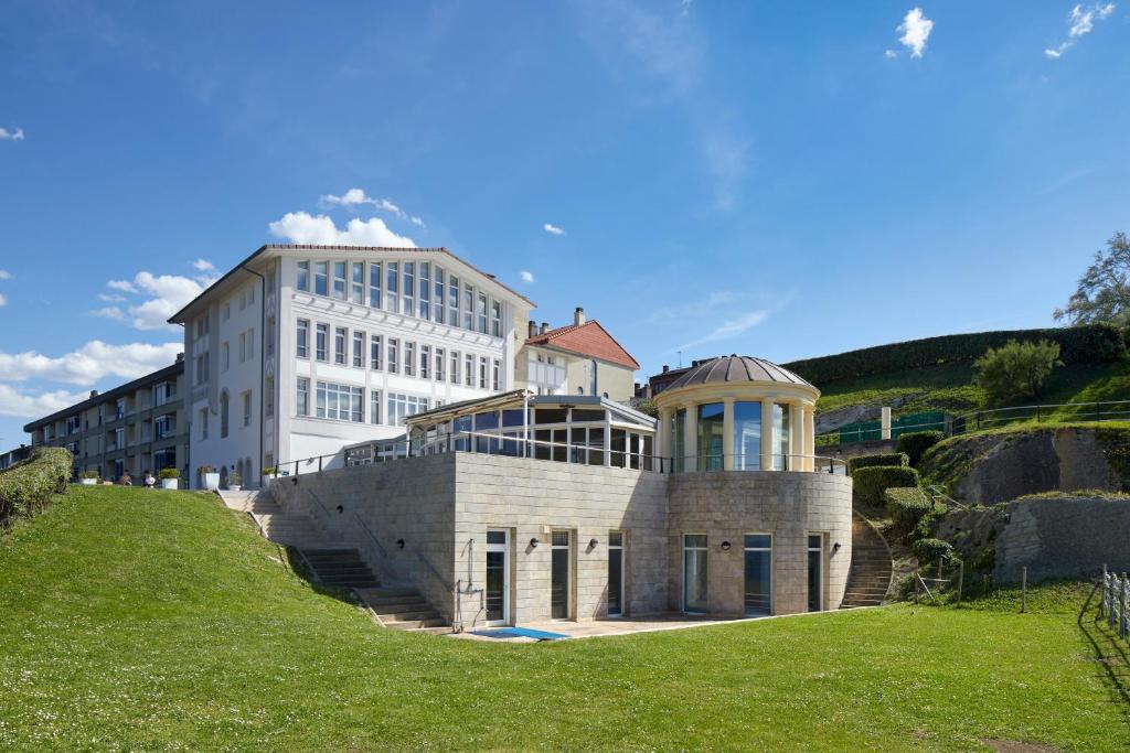 Hotel & Talasoterapia Zelai