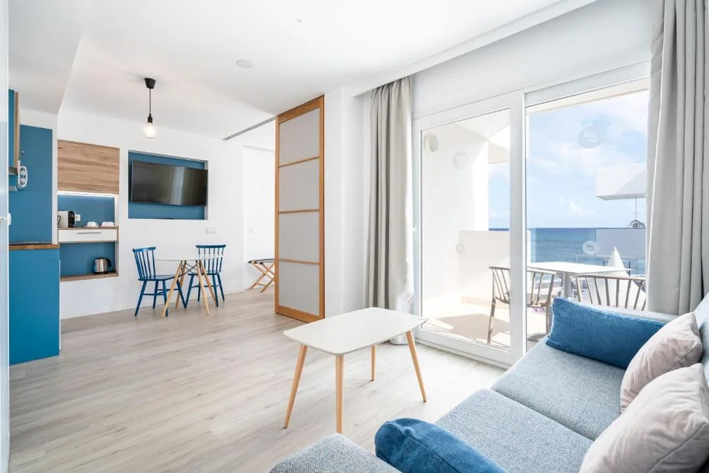 Apartamento con vistas laterales al mar — Hotel THB Gran Bahía