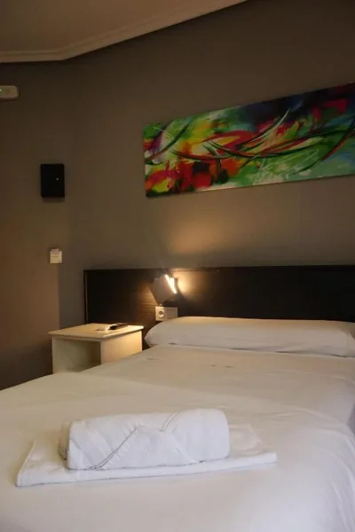 Hotel Tierra de Garnacha — Foto 8