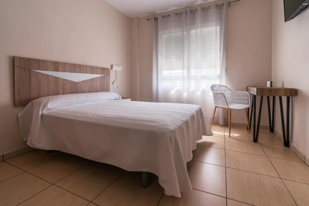 Camera doppia con bagno privato - 1 o 2 letti — Hotel Tierra