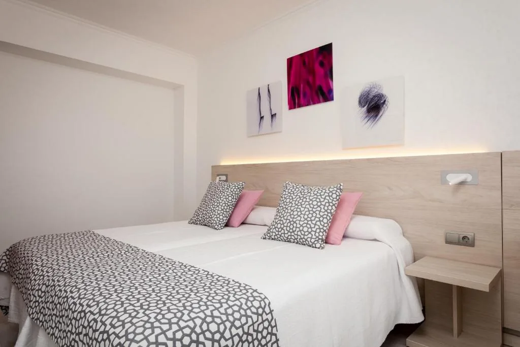 Habitación Doble Económica con balcón - 1 o 2 camas — Hotel Timor