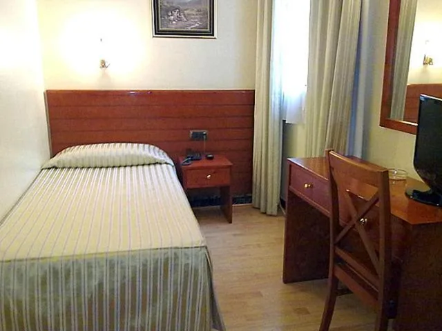 Einzelzimmer — Hotel Toledano Ramblas