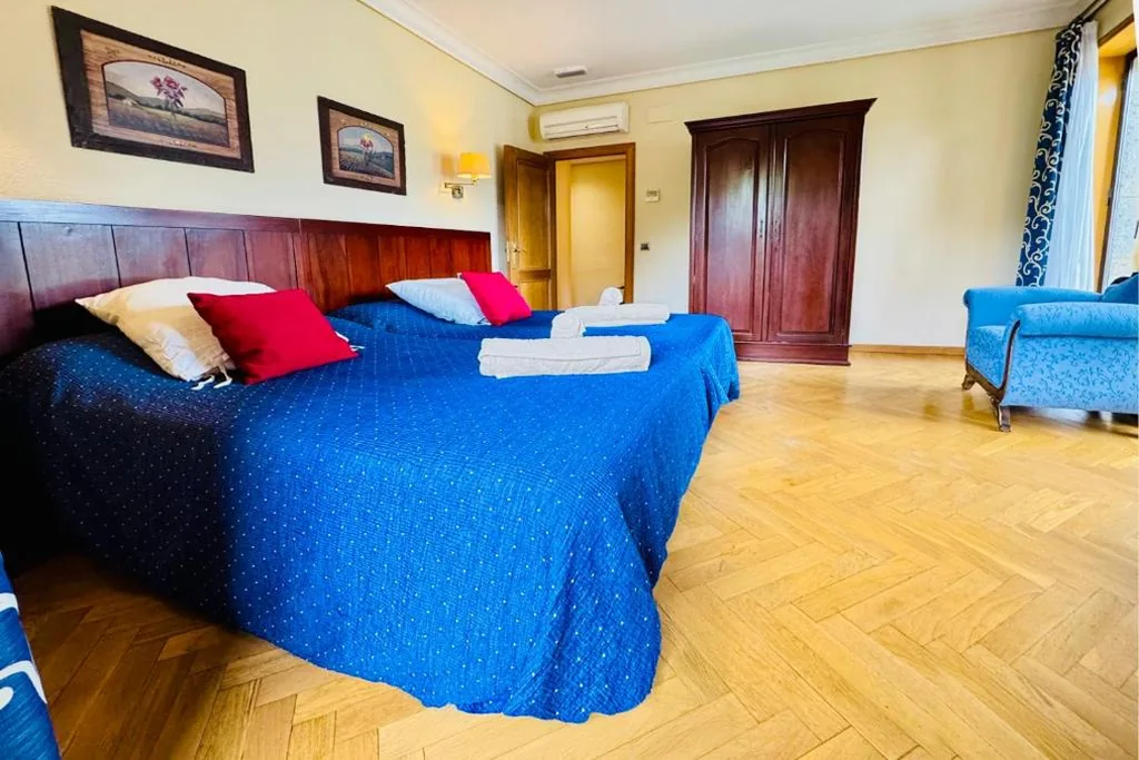 带阳台的Junior Suite — Hotel Torreblanca Palace