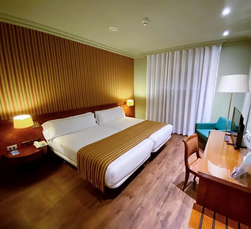 Doppelzimmer mit 2 Einzelbetten — Hotel Torremangana