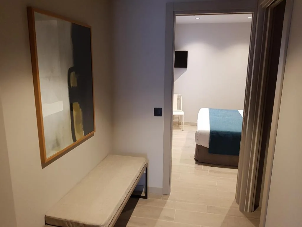 Habitación Familiar Deluxe — HOTEL TORRENT