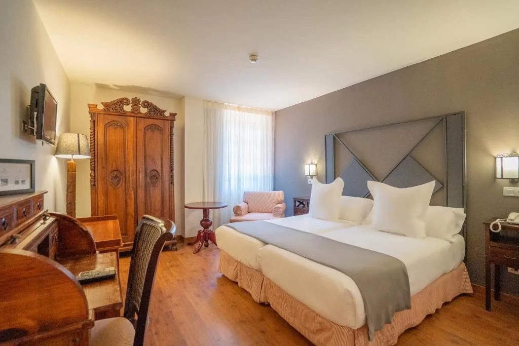 双人间－1张或2张床 — Hotel Torres de Somo