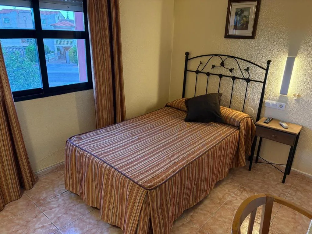 シングルルーム — Hotel Trajano