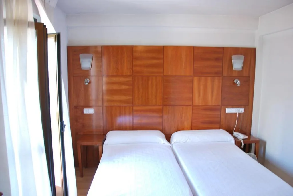 Habitación Doble Superior con vistas a la ciudad - 1 o 2 camas — Hotel Trefacio
