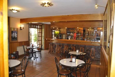 Hotel Tres Arcos — Foto 3