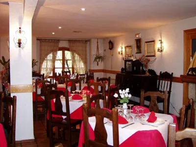Hotel Tres Arcos — Foto 9