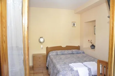 Hotel Tres Arcos — Foto 12