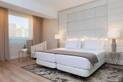 Hotel Tres Reyes Pamplona — 照片 11